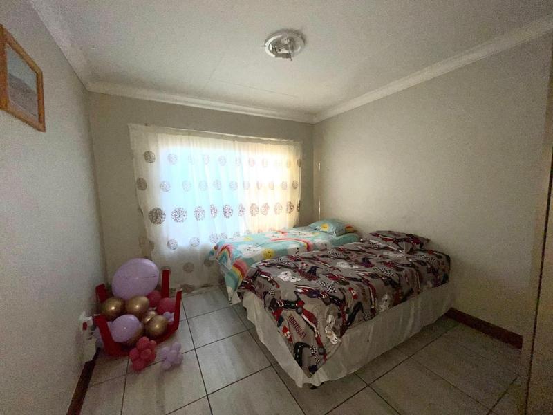 To Let 3 Bedroom Property for Rent in Baillie Park North West